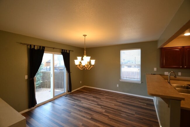 Photo - Beautiful Stetson Hills Home!