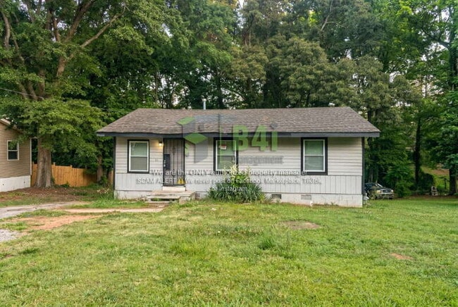 Building Photo - 1313 Ridgeview Dr