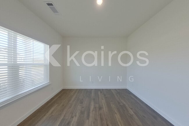 Photo - 4274 Scenic Dr SE