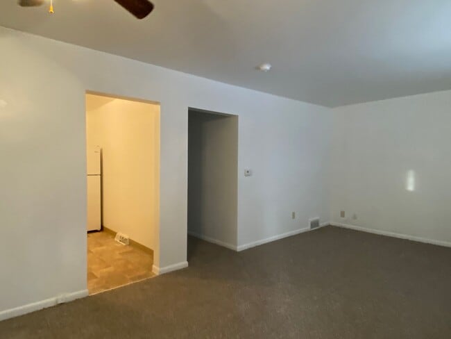 Photo - Comping Soon - Well maintained ranch apartment