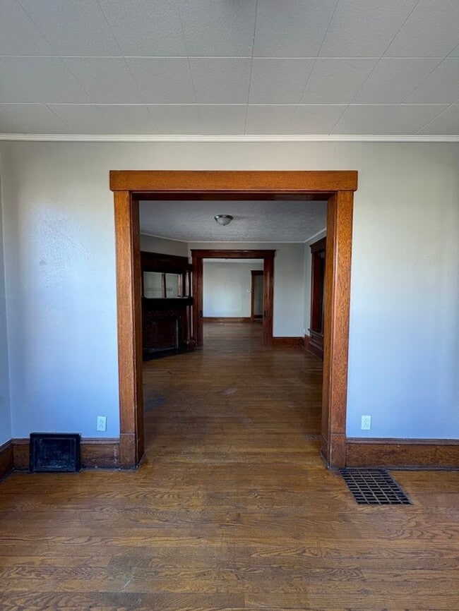 Photo - Two bedroom one bathroom 1st level for rent