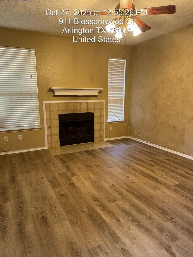 Photo - 911 Blossomwood Ct