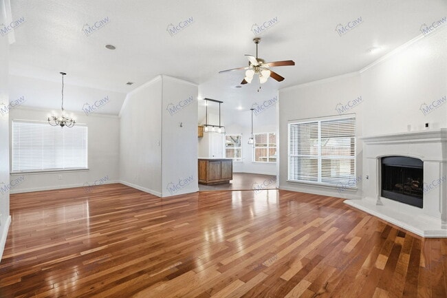 Photo - 24 Beechcreek Dr