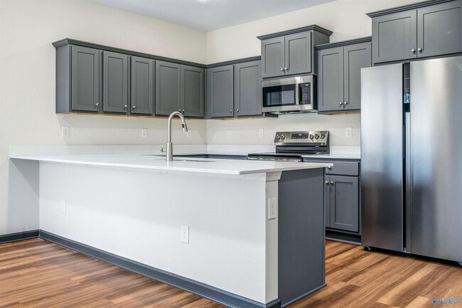 Photo - 292 Tercel Dr