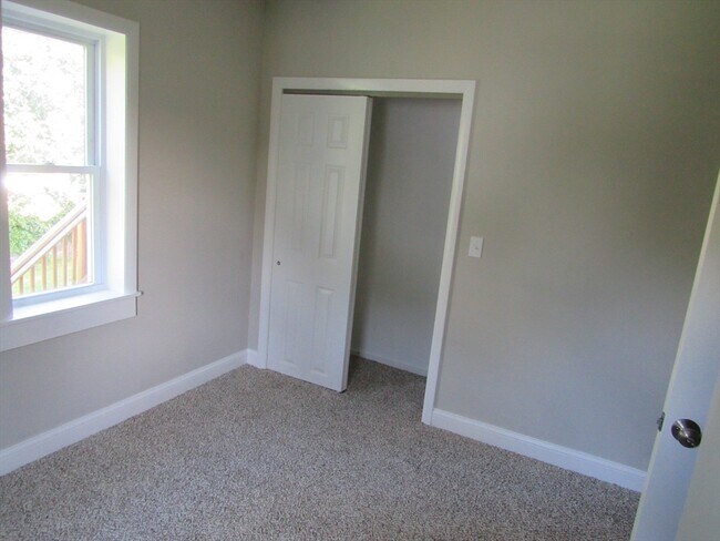 Photo - 19 Chapman St Unit 2nd Floor