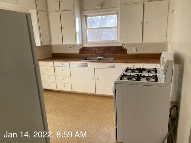 1109 Oak St Unidad 1109.5 Oak Street