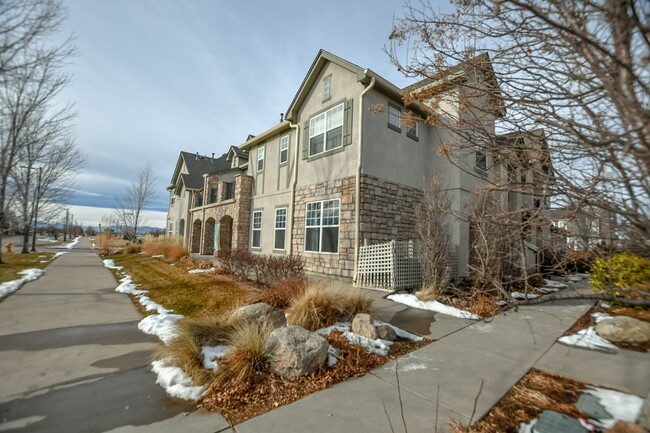 Beautiful Central Park Condo! - Beautiful Central Park Condo!