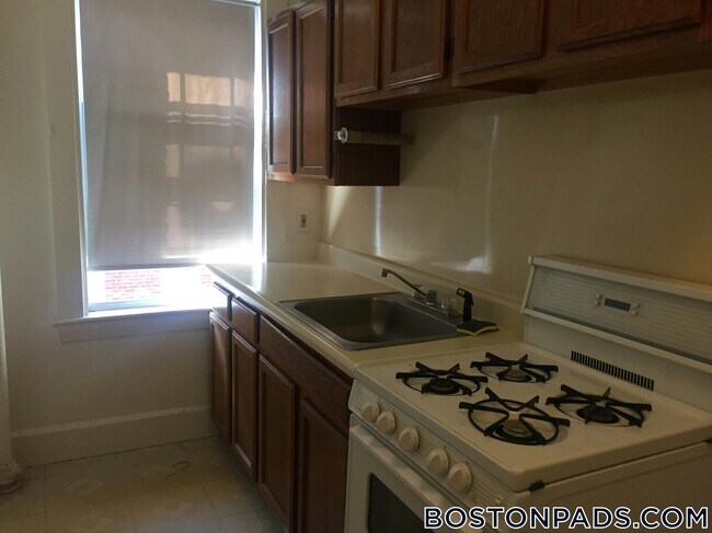 Photo - 155 Summer St Unidad 9R