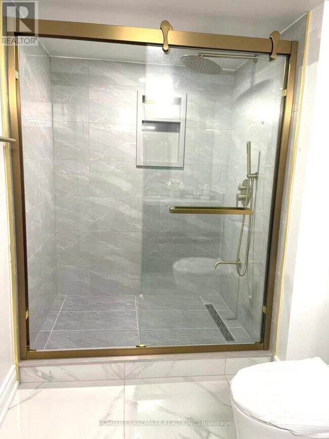 Photo - 252 Borealis Ave