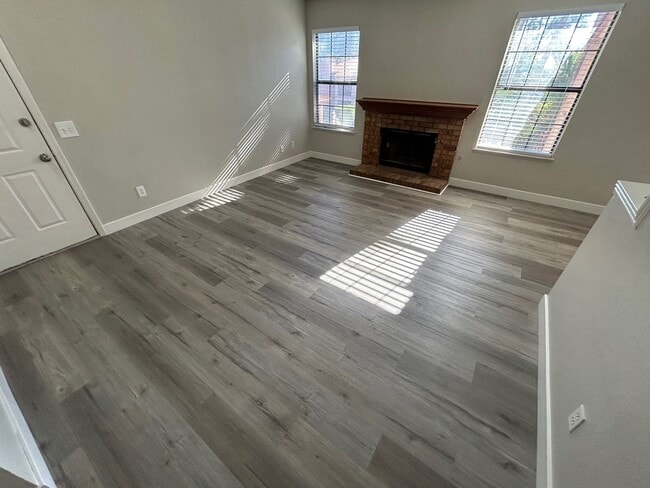 Photo - BEAUTIFUL 2 BED 2 BATH SECOND FLOOR CENTRAL LAS VEGAS CONDO