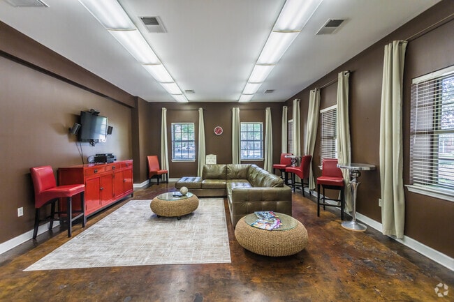 Clubhouse - Uptown Square Apartments