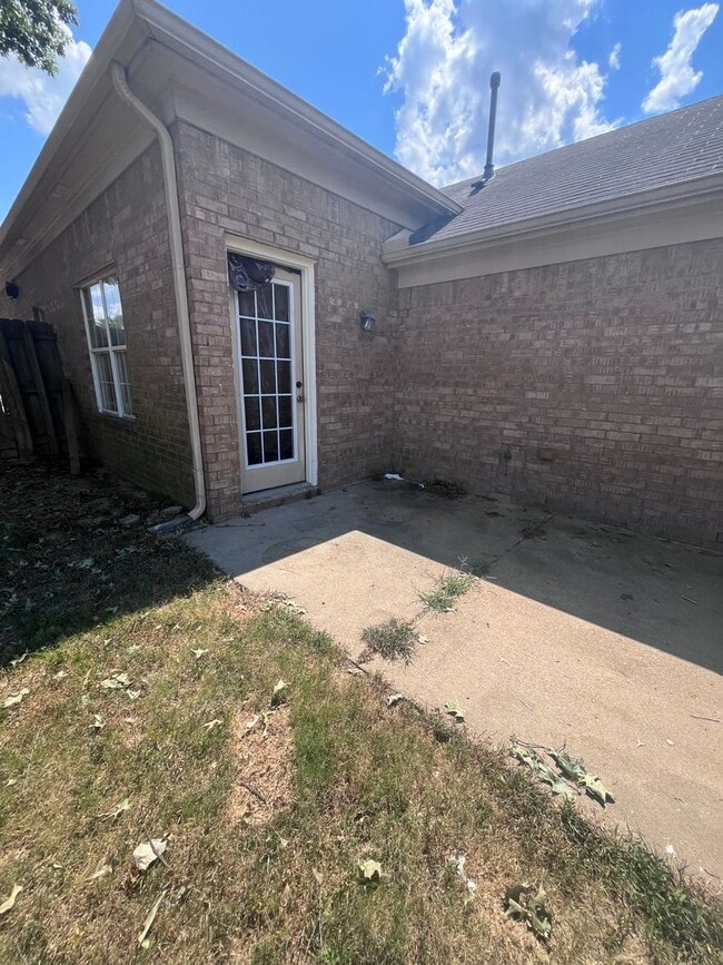 Photo - 6981 Wynne Ridge Rd N