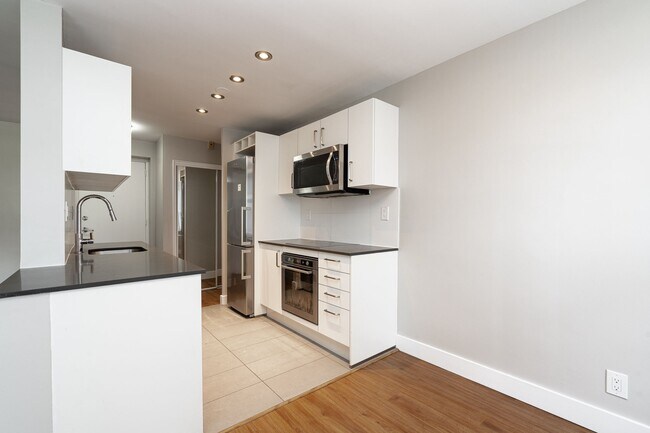 Photo - 25 Eccleston Dr Unit 311