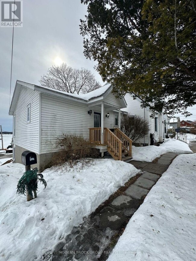 Photo - B - 23 JESSIE STREET Unit B