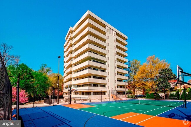 Building Photo - 5300 Columbia Pike Unit 1008 Rental