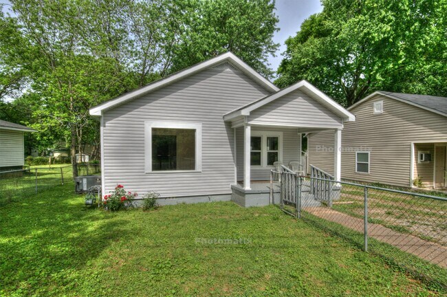 Building Photo - 2301 Kildare St NW Rental