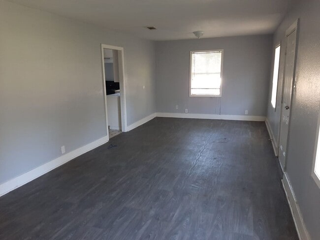 Photo - 1545 Avenue B Unit 1545 Ave B B DW