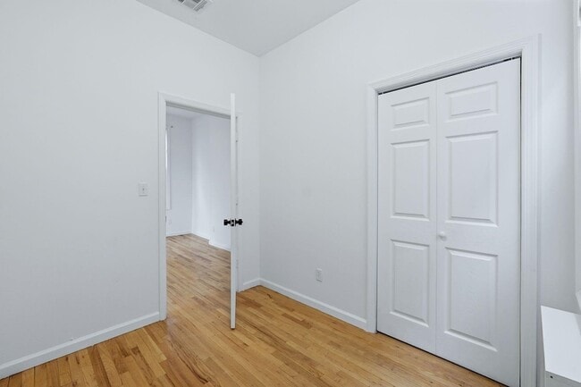 Photo - 211 20th St