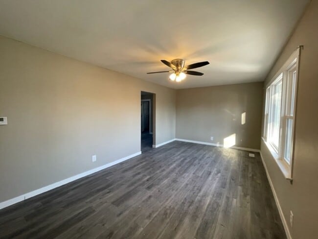 Photo - HUGE SHOP! Updated 3 bedroom home in great location close to Mercy