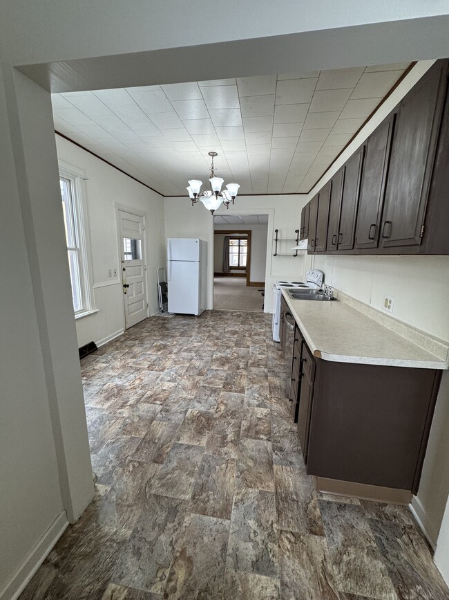 Kitchen - 1174 W Broadway St Apartments Unit Downstairs