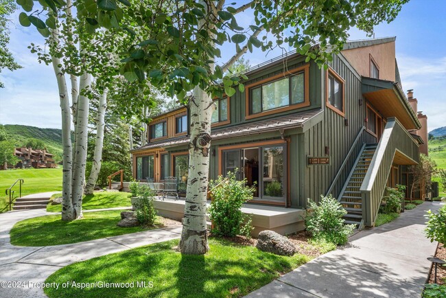 Building Photo - 294 Snowmass Club Cir Unit 1106 Rental