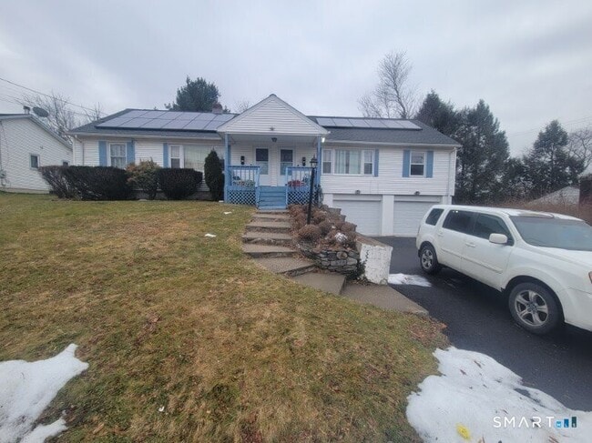 Building Photo - 94 Pullen Ave