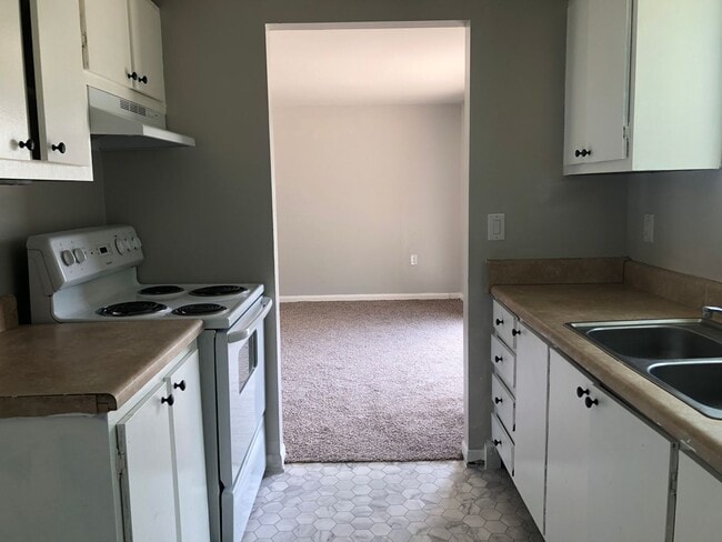 Photo - 2 Bed 2 Bath Home | Corner Lot with Single Car Garage | Pet Friendly | Washer Dryer Hook Ups | Se...