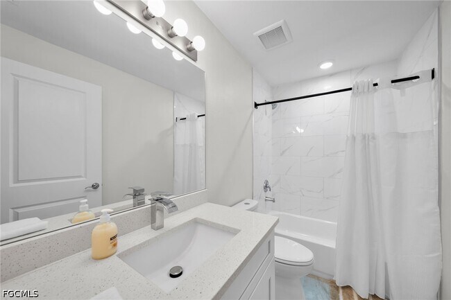 Photo - 903 Albany Ave
