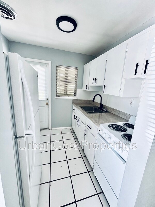 Photo - 311 24th Ave N Unit A