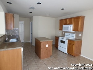 Photo - 815 Antler Post