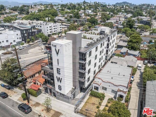 Building Photo - 3105 Bellevue Ave Unit 205 Rental