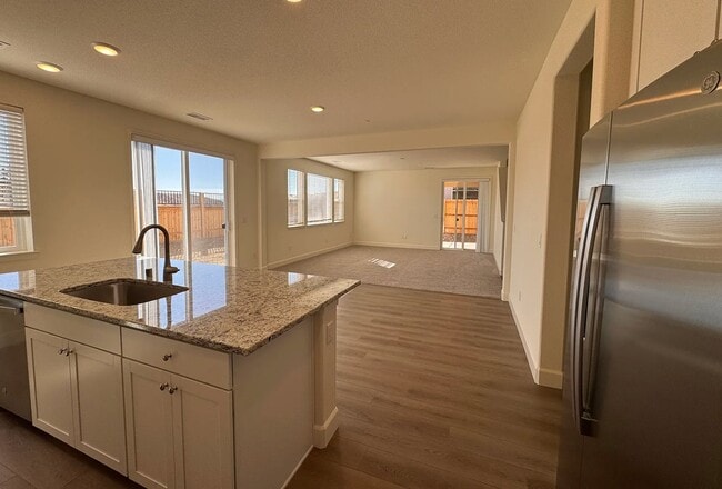 6792 Pilot Peak Ct