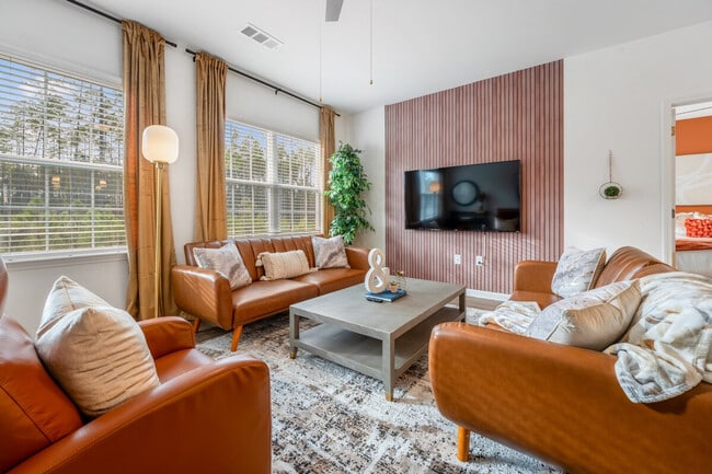 Photo - 637 Wildlight Ave Unidad SI ID1532078P