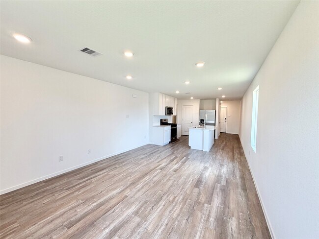 Photo - 40839 Hawthorne Glades St