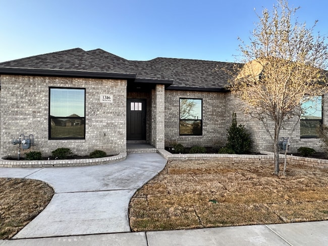 Building Photo - 1316 Milltown Rd Rental