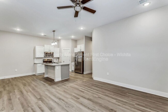 Photo - 3521 W 45th St S