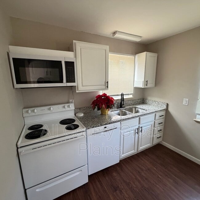 Photo - 4120 Adams St