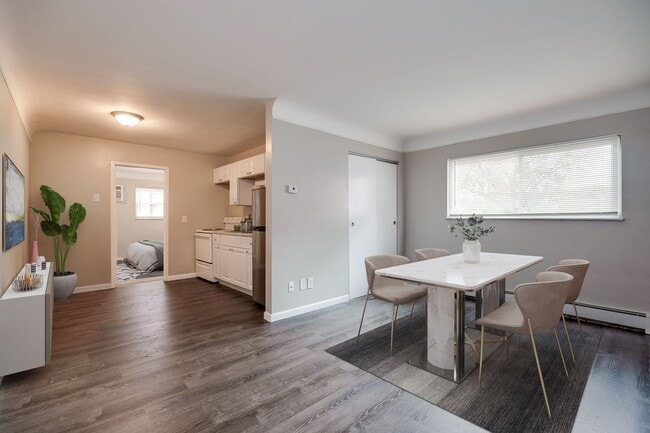 Photo - Pearl Street Apartments - Newly Remodeled 1 Bedroom! Near the Reading Bridal District Unit PL 307-05