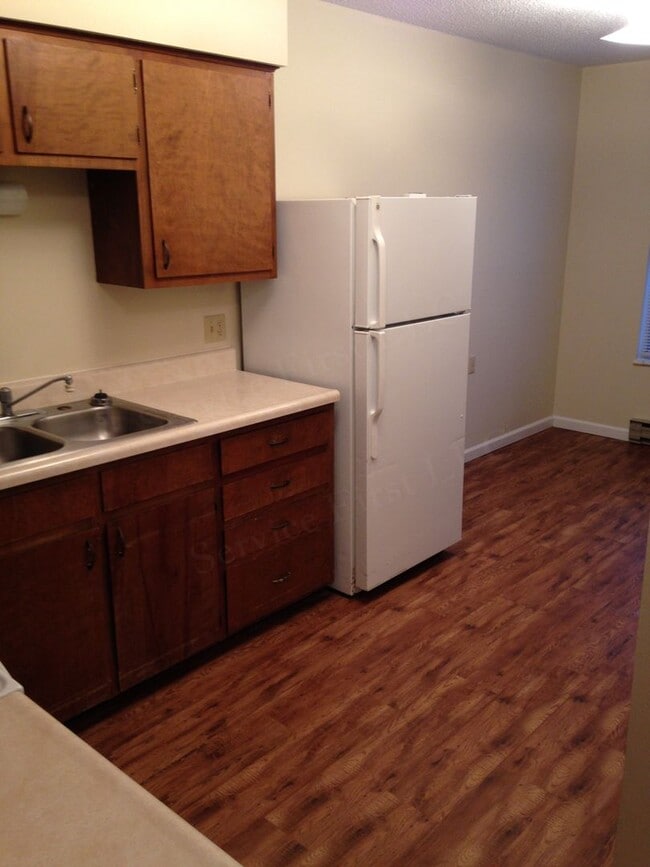 Photo - Fayette Manor Unit A4