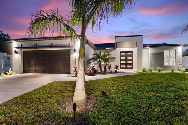 Photo - 24419 SW Kingsway Cir