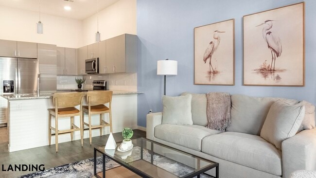 Photo - 185 Polaris Pointe Unidad 3-109