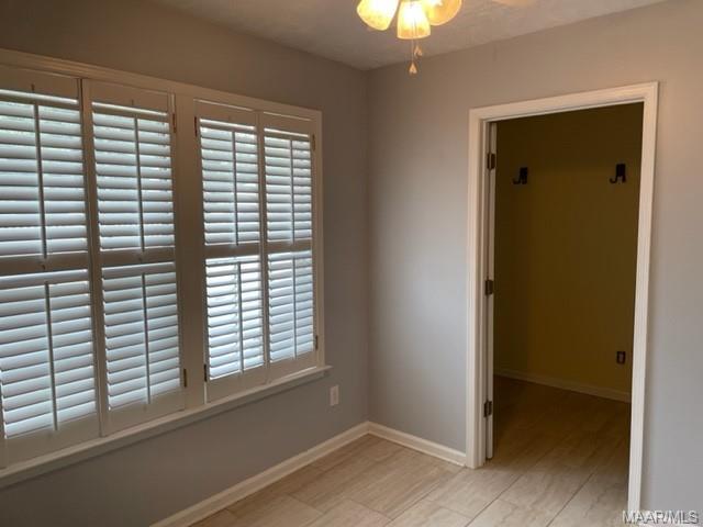 Photo - 707 Eliza Pl