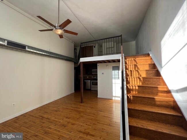 Photo - 1201 Fitzwater St Unit 207