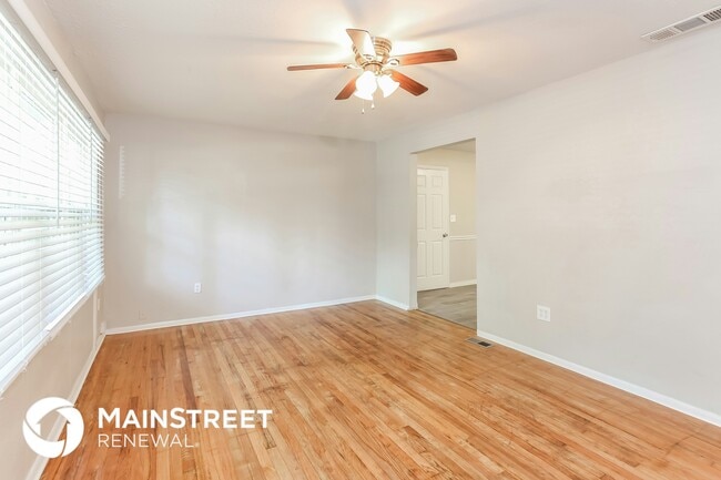Building Photo - 11423 Palmer Ave Rental