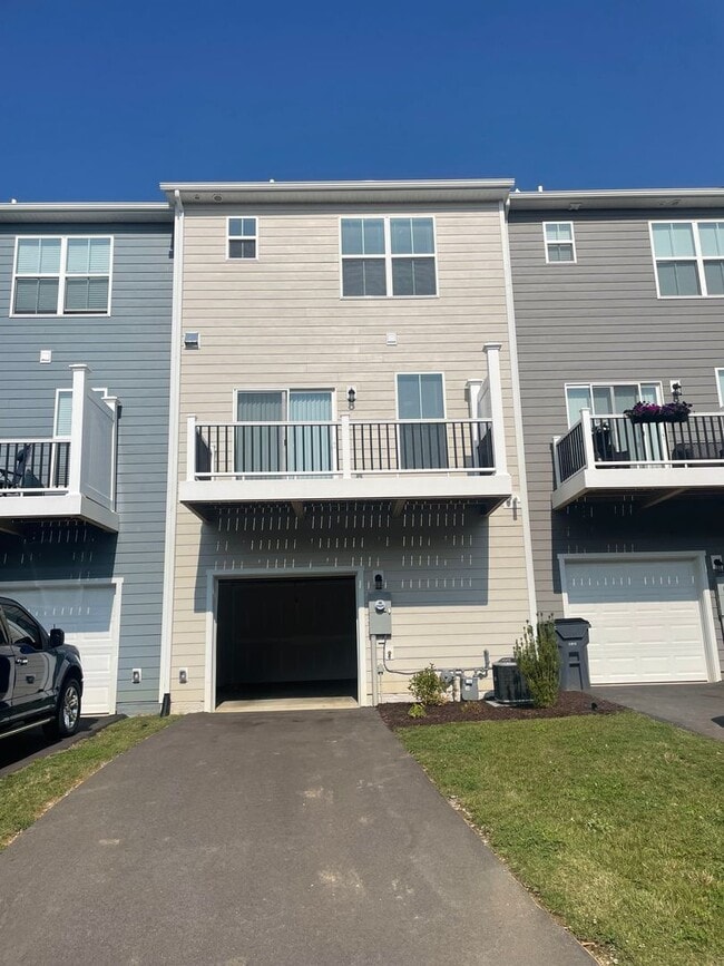 128 Colony Ave