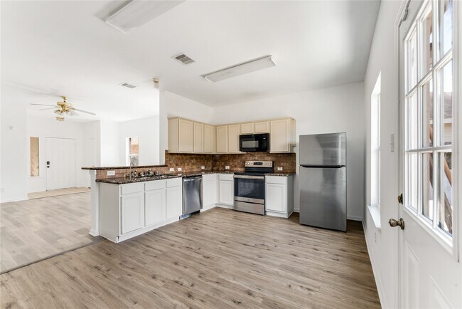 Photo - 7415 Kransburg Ranch Dr