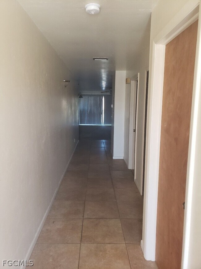 Photo - 3823 SE 11th Pl Unit 6