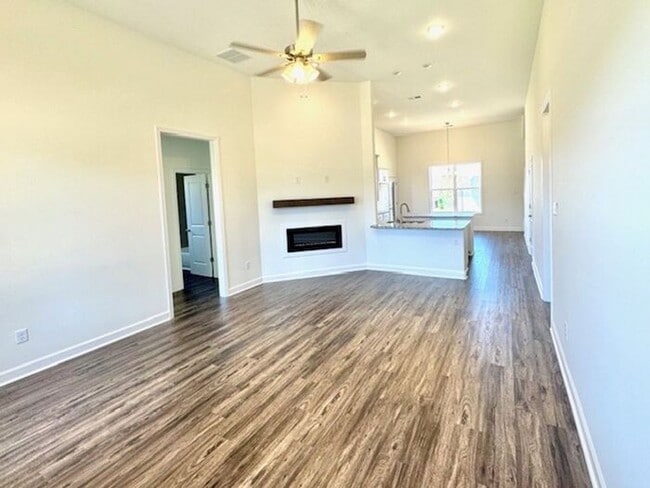 Photo - Move In Special! Brand NEW Modern 5-bedroo...