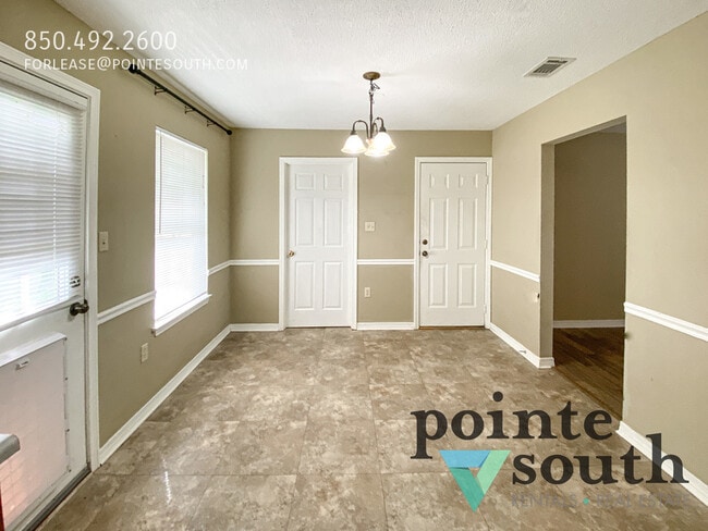 Photo - 21846 Mahan Dr