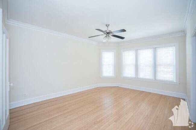 Building Photo - 1 bedroom in Chicago IL 60625 Rental